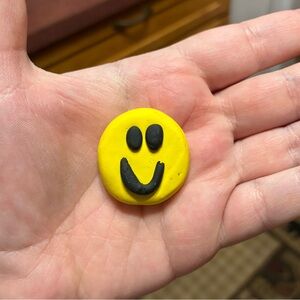 Smiley Face Clay Magnet